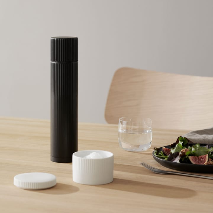 Pleat peberkværn, Sort Stelton