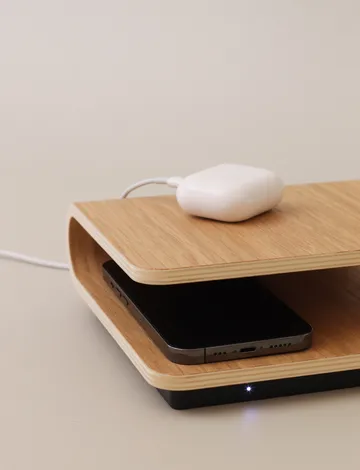 Ro trådløs oplader - Oak - Stelton