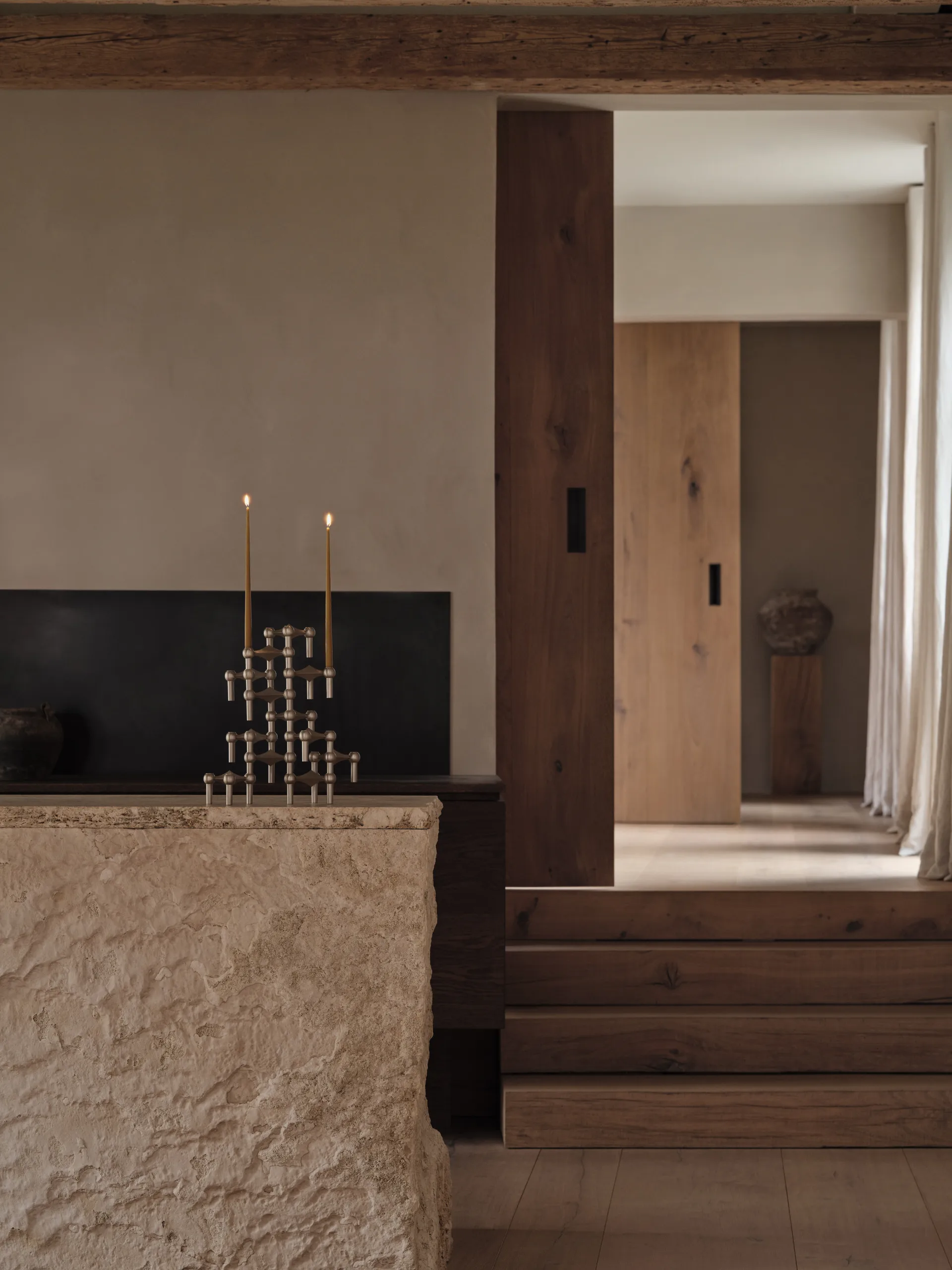 Nagel lysestage, Børstet krom STOFF