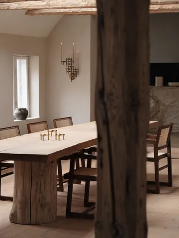 Nagel lysestage - Børstet messing - STOFF