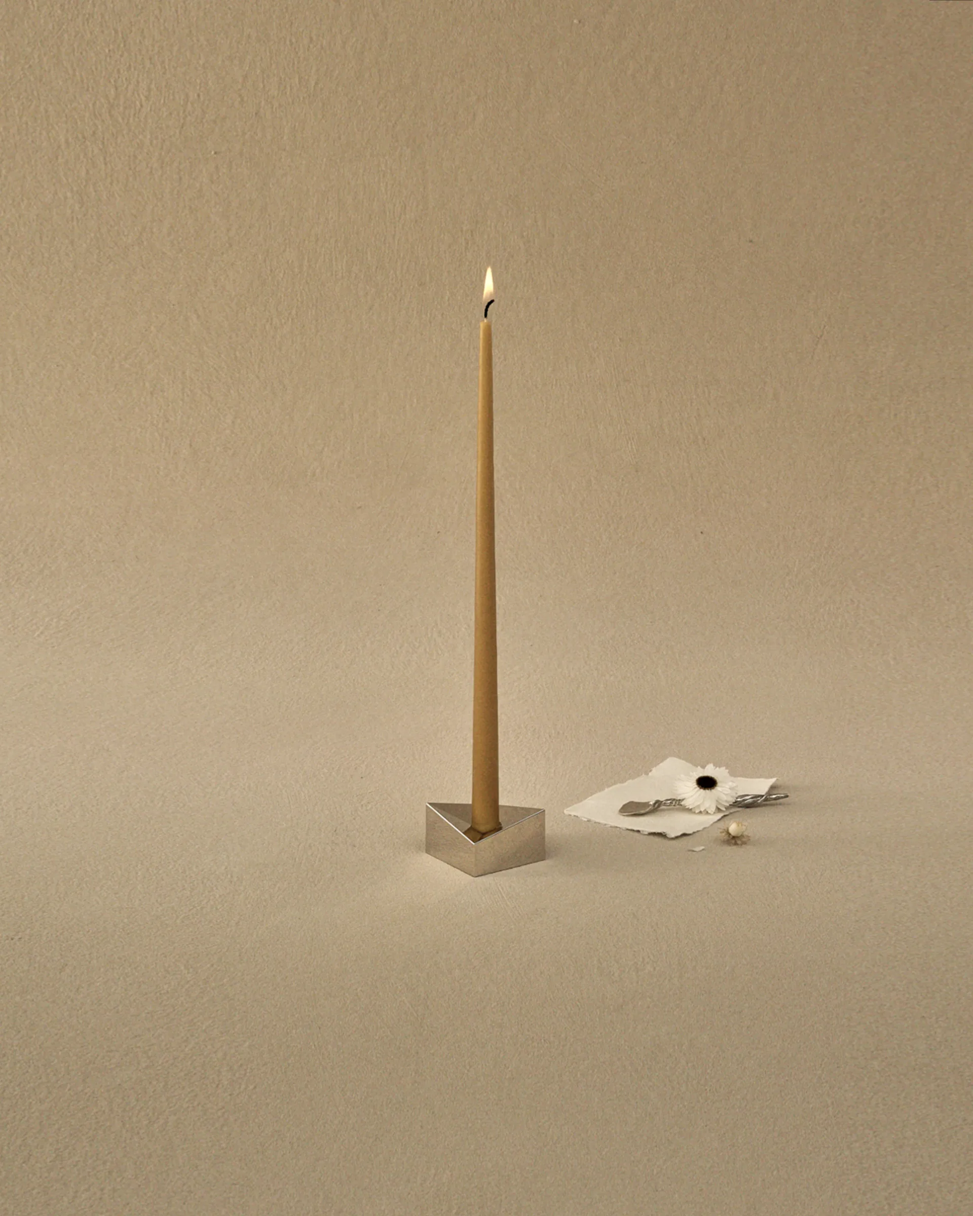 STOFF Nagel kronelys by ester & erik 6-pak, Mustard STOFF Nagel