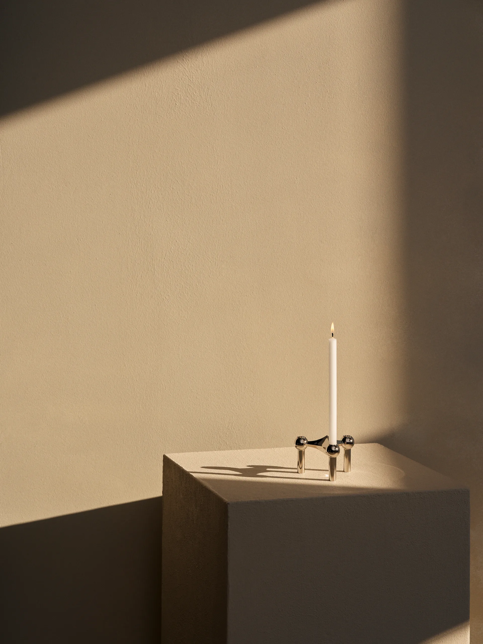 STOFF Nagel lysestage + lys 12 pak STOFF