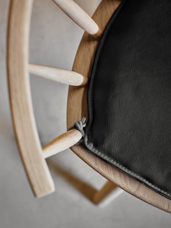 Arka stolehynde elmotique, Black Stolab