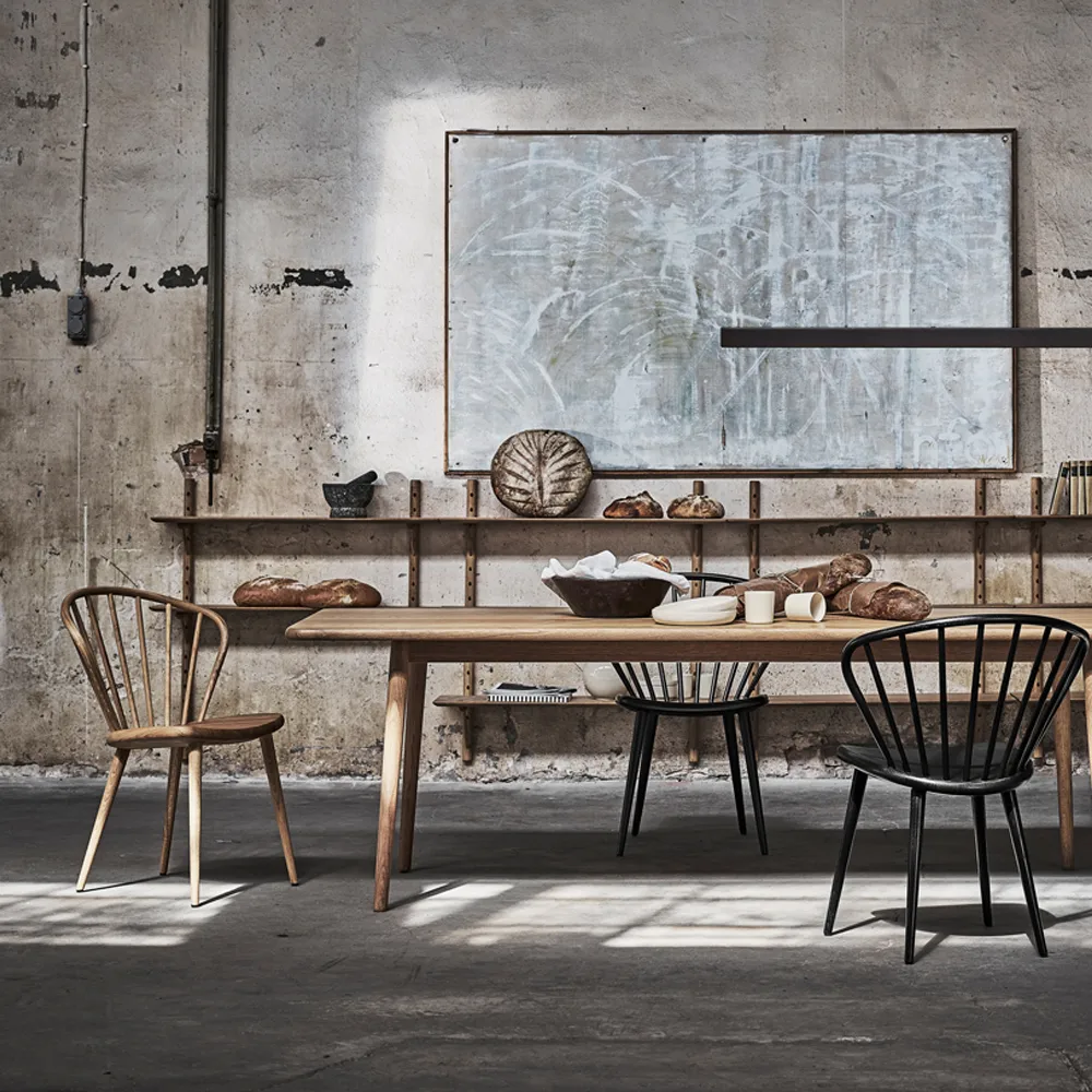 Ikon væghylde, birk lys matlak, dybde 21 cm Stolab