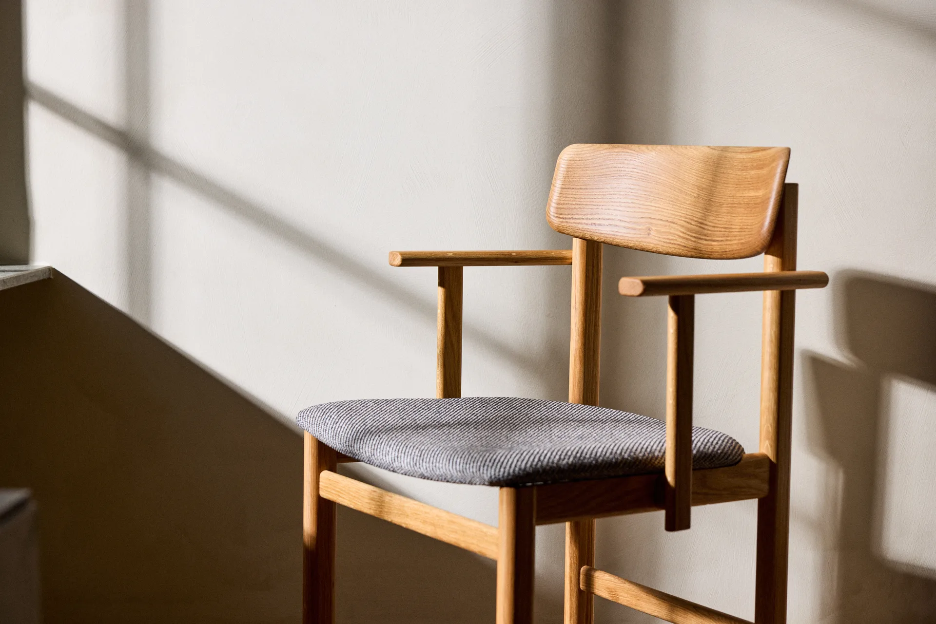 Pal karmstol, Eg natur olie-Tornado V3576 Stolab