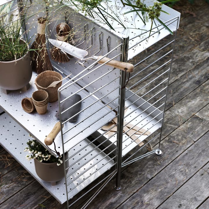 String Outdoor Fritstående stolpe, galvaniseret String