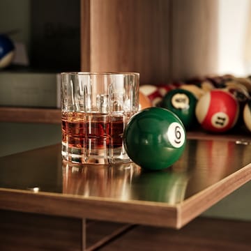 String skab - valnød, inderside af låde i rustfrit stål, bagside i spejlglas - String