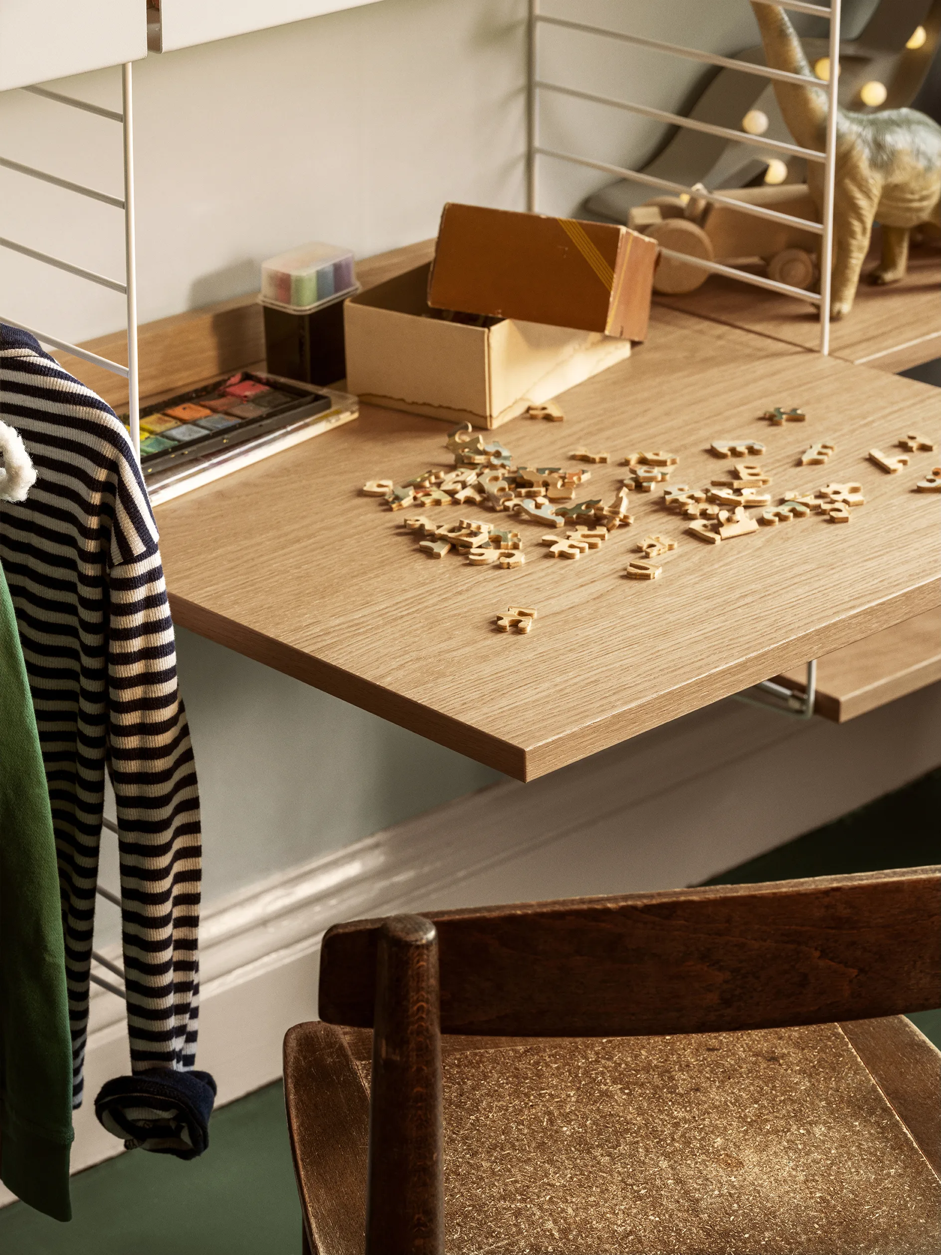 String skrivebordsplade, Eg, 58x58 cm String