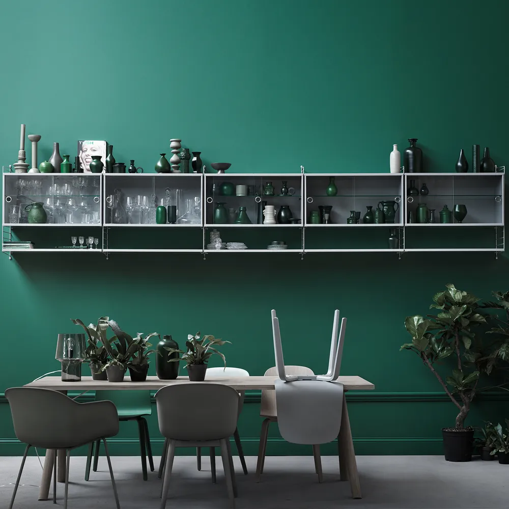 String vitrineskab, Ask sortbejdset, 78x30 cm String