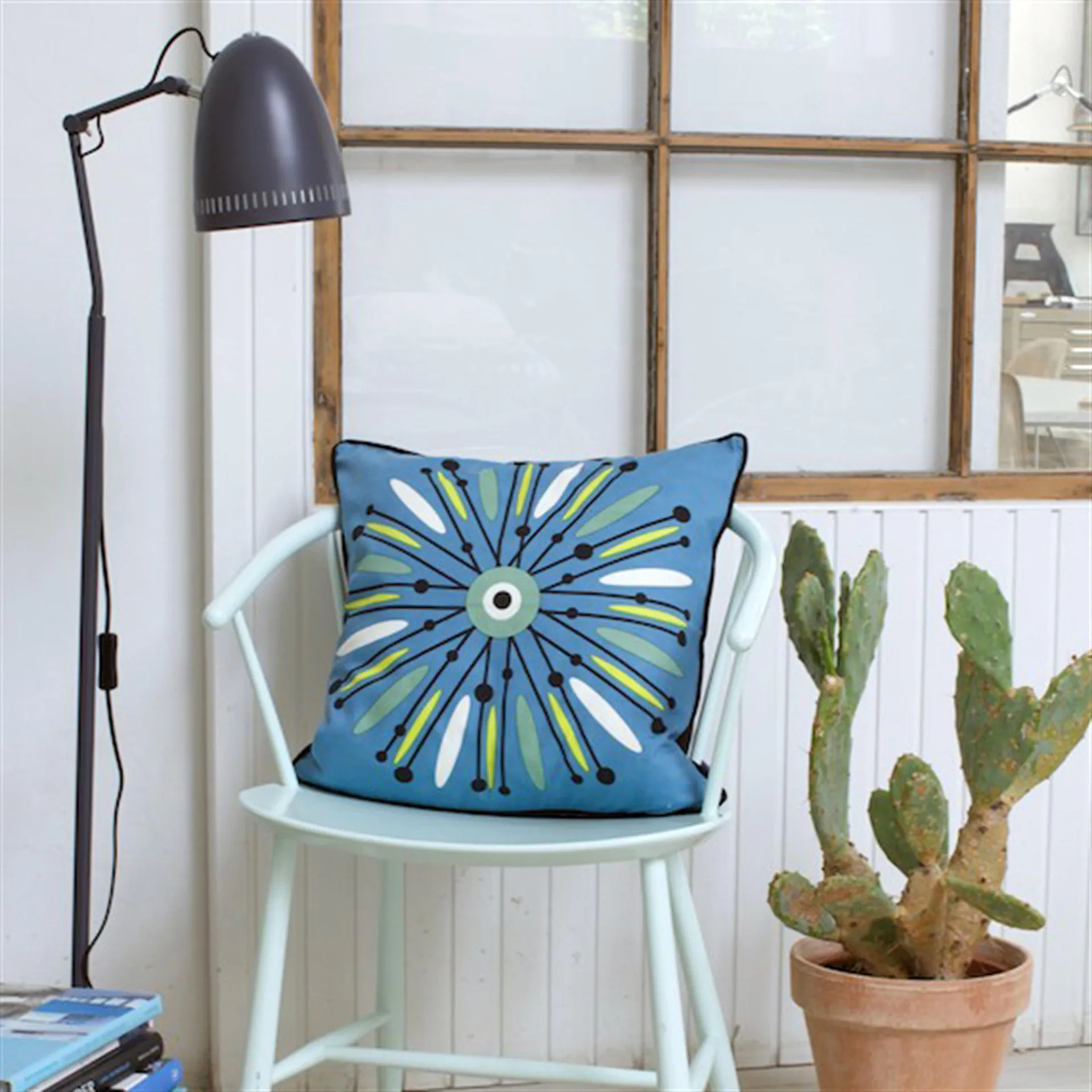 Dynamo gulvlampe, matt almost black (sort) Superliving