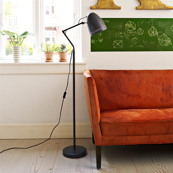 Dynamo gulvlampe, matt almost black (sort) Superliving