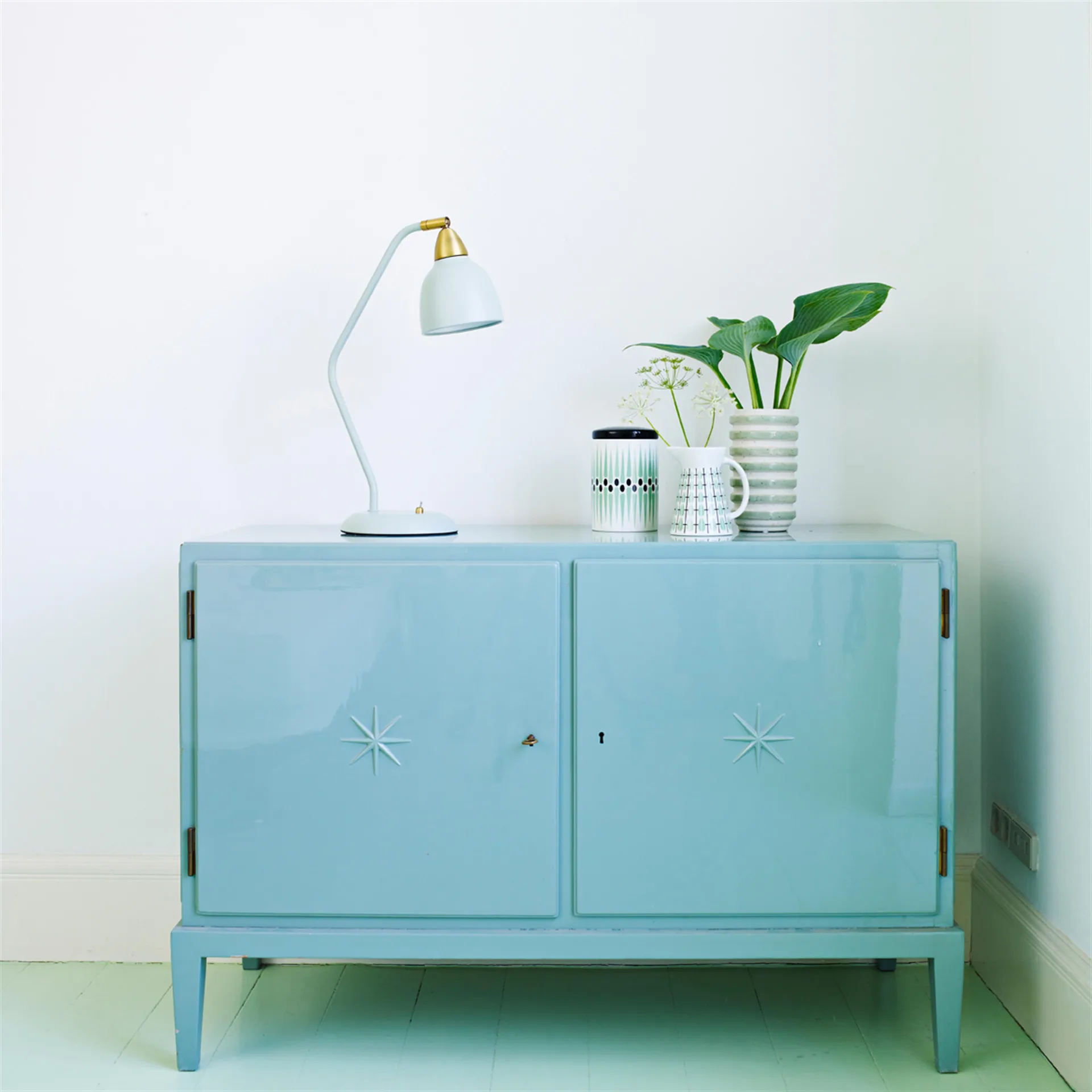 Urban bordlampe, misty green (grøn) Superliving