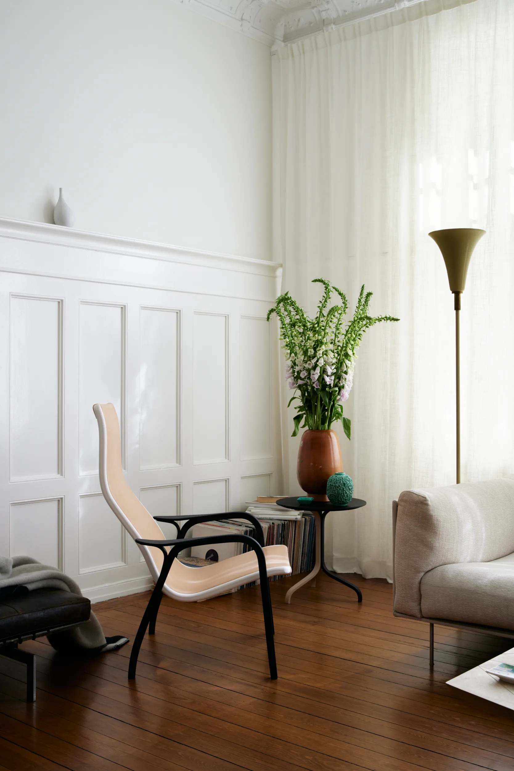 Lamino Duality lænestol, Sortglaseret Swedese