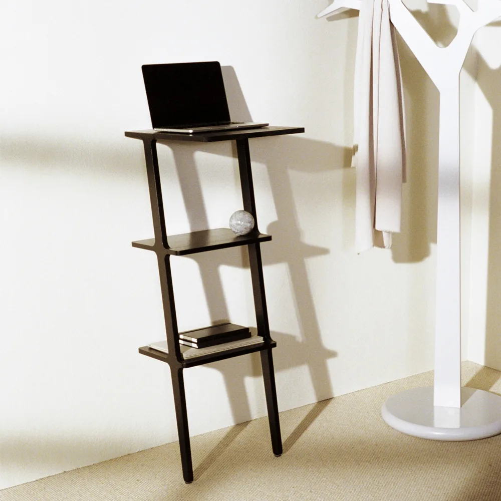 Libri ståbord, ask sortlaseret Swedese