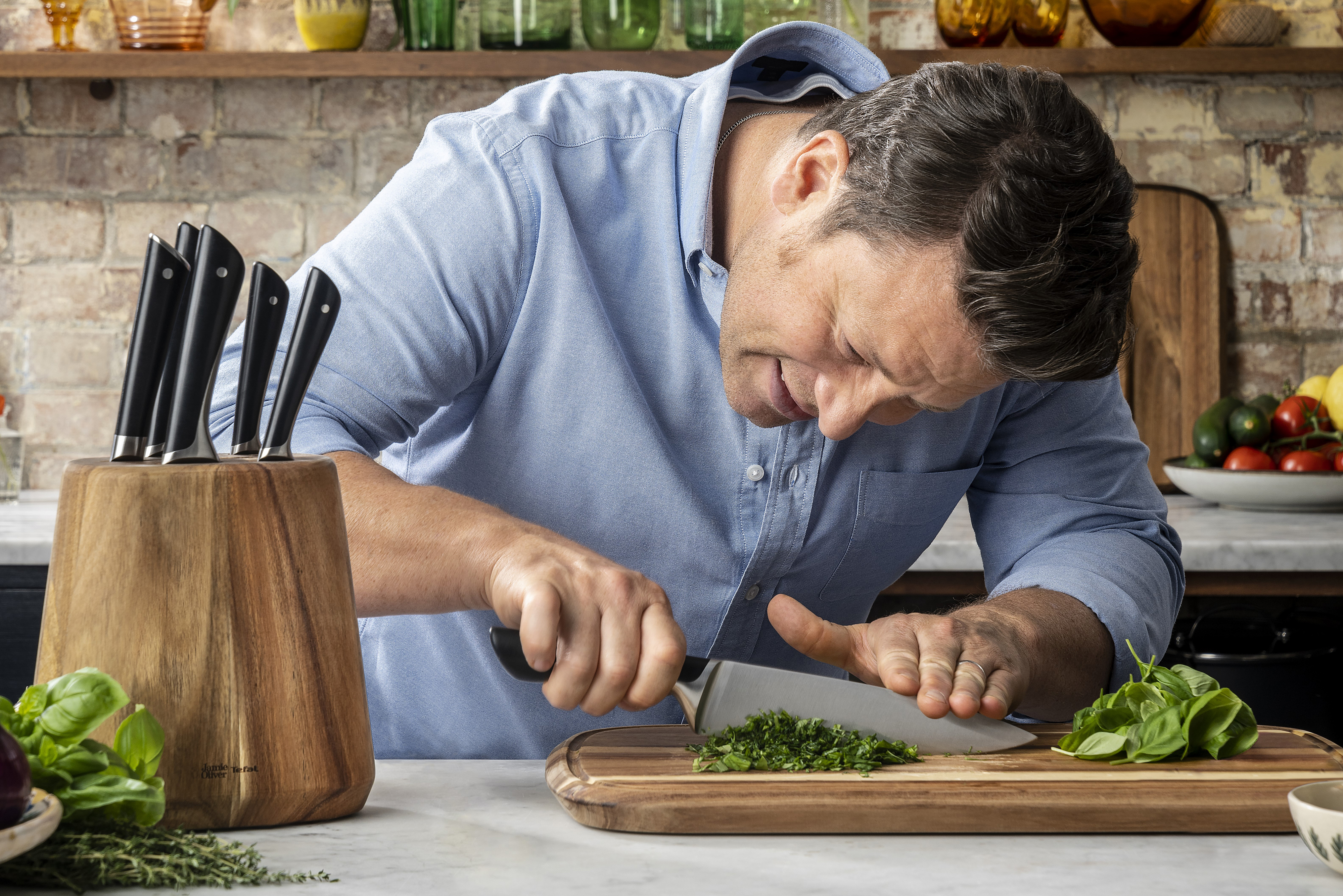 Jamie Oliver knivblok med 5 knive Tefal