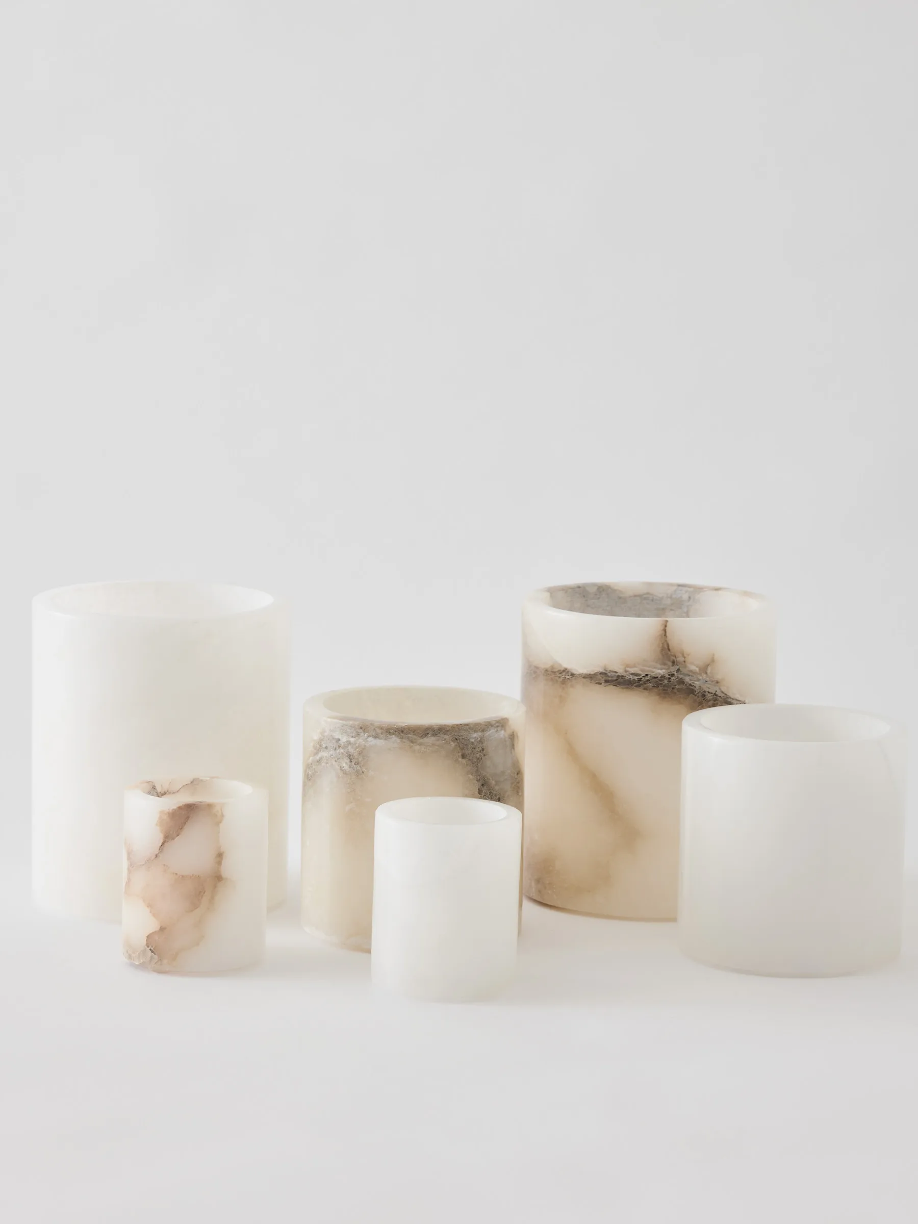 Alabaster lysestage, Hvid-beige, XS 7,5 cm Tell Me More