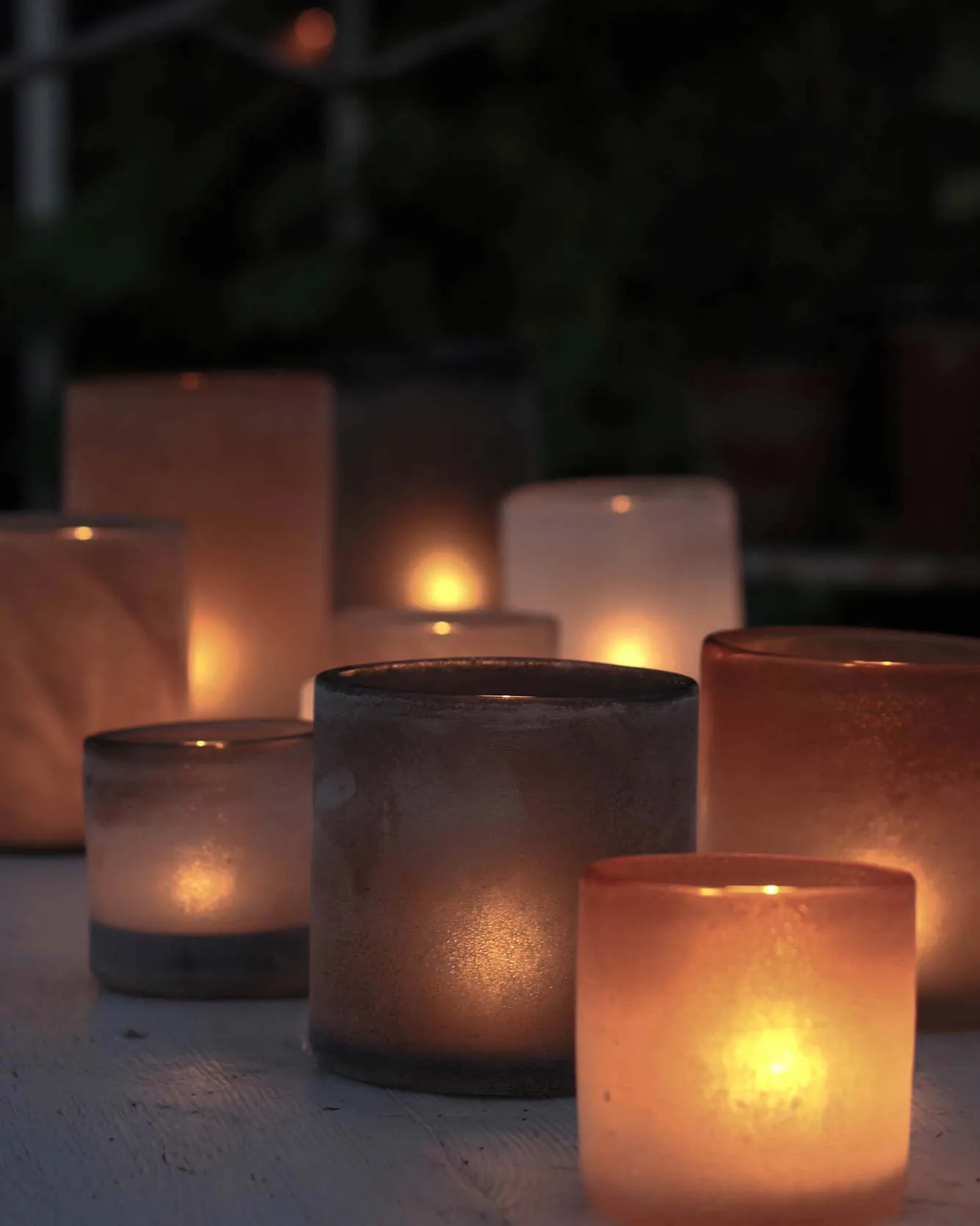 Frost fyrfadsstage S, Brun Tell Me More