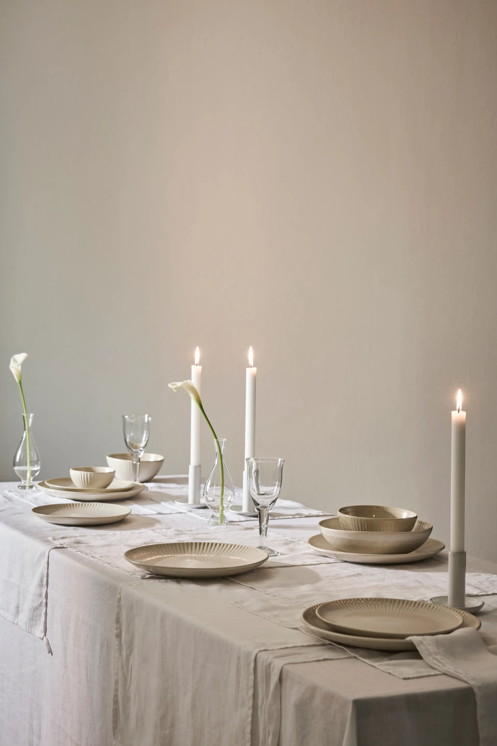 Granada tallerken Ø26,5 cm, Cremehvid-beige Tell Me More