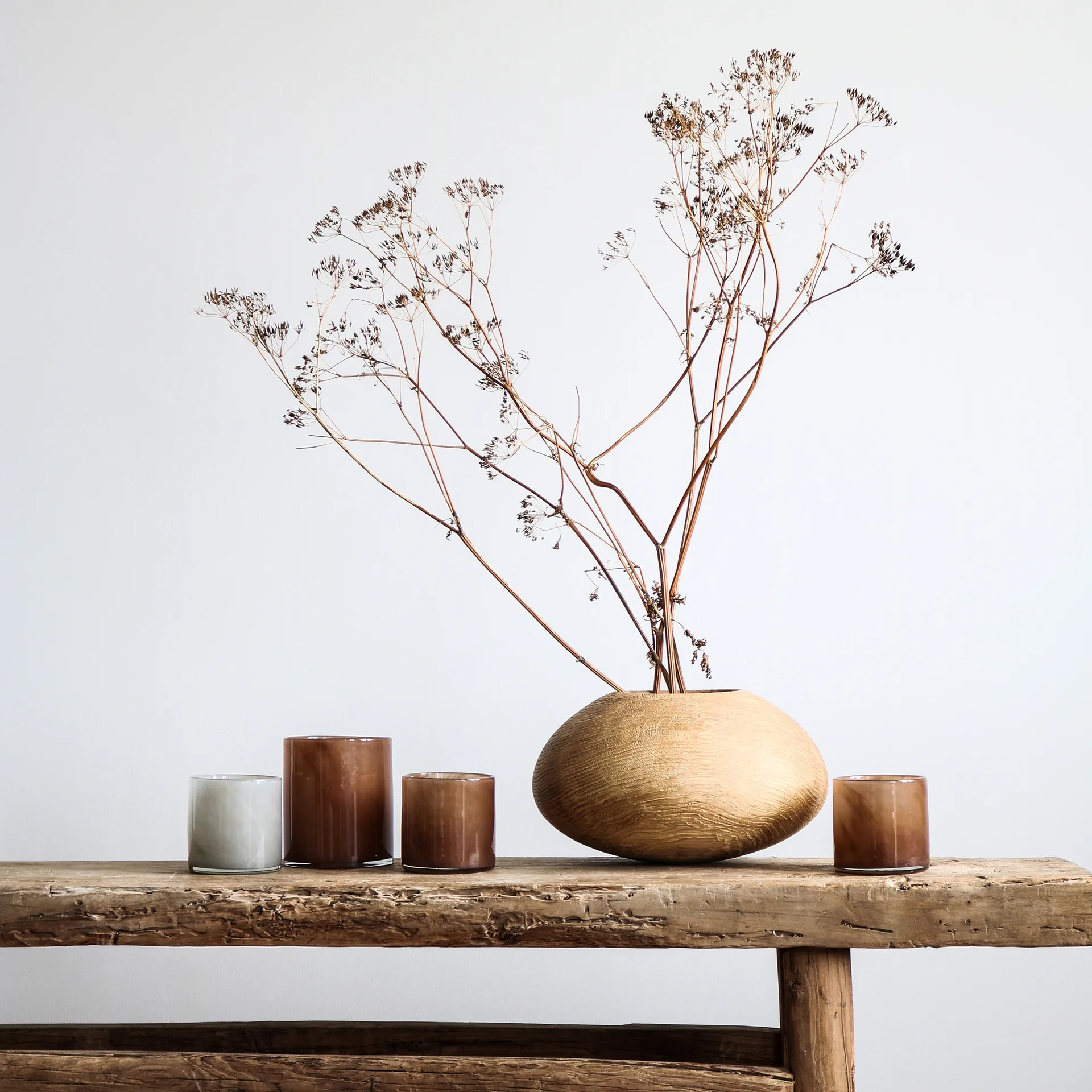 Lyric fyrfadsstage S, Brun Tell Me More