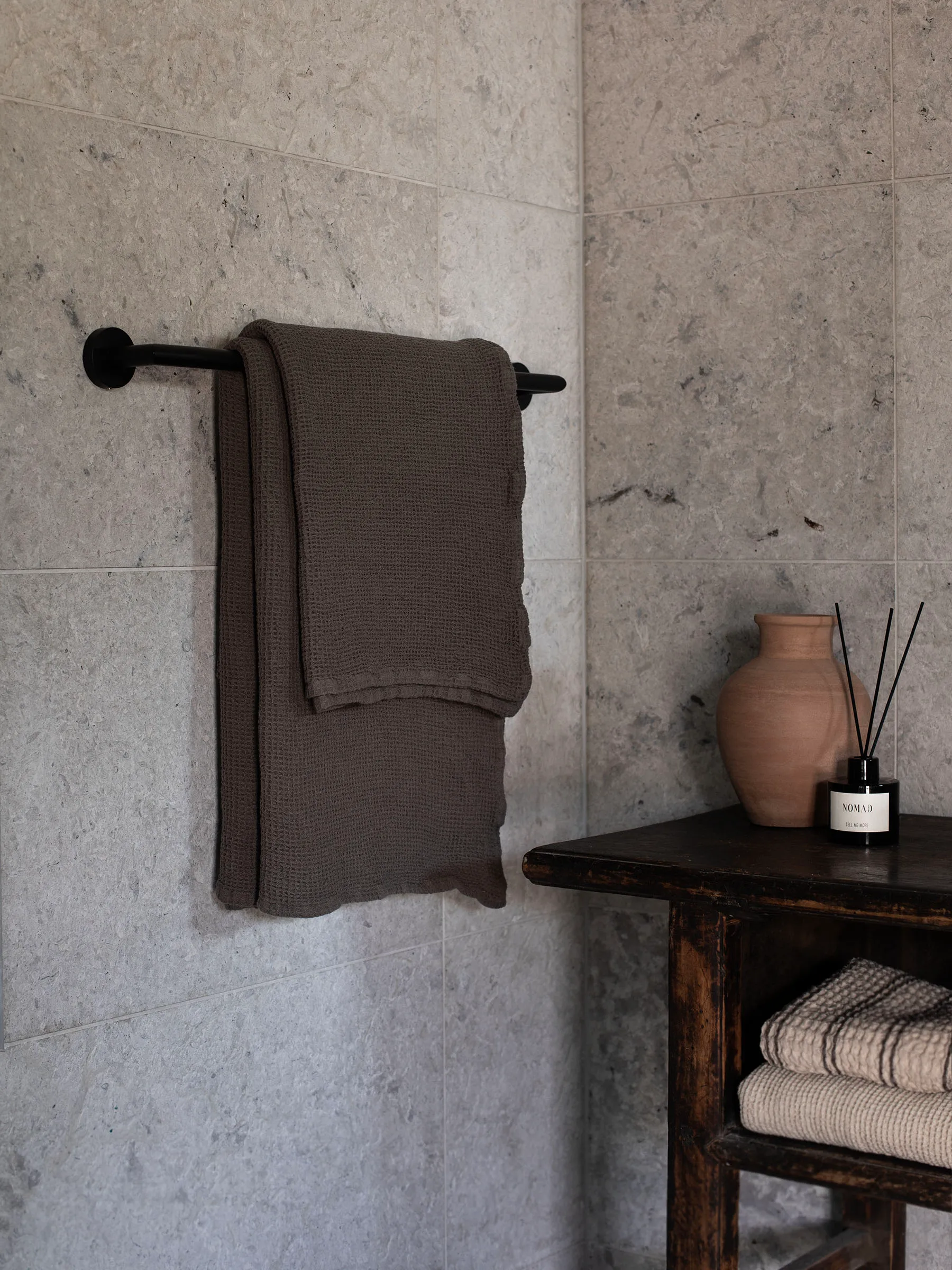 Nella badehåndklæde 100x150 cm, Taupe Tell Me More