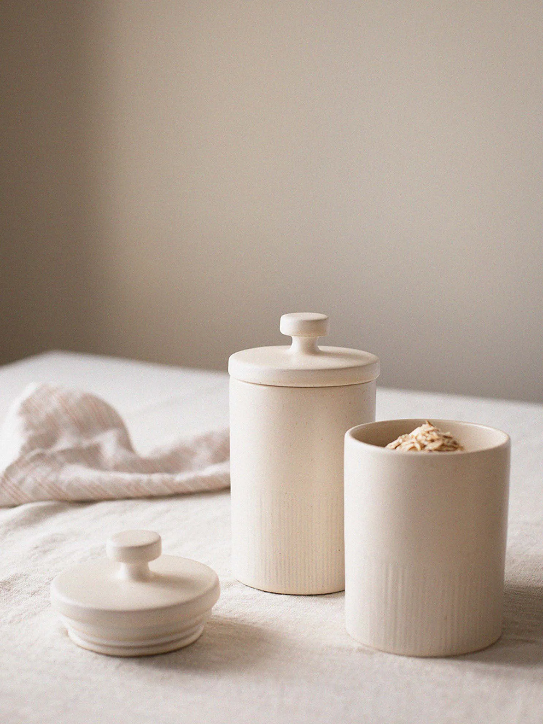 Palermo krukke med låg, Offwhite, medium 1,1 L Tell Me More