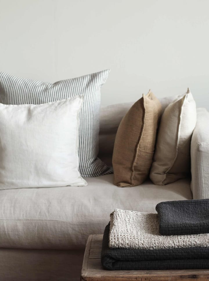 Stonewashed hør pudebetræk 65x65 cm, Grey/White Tell Me More