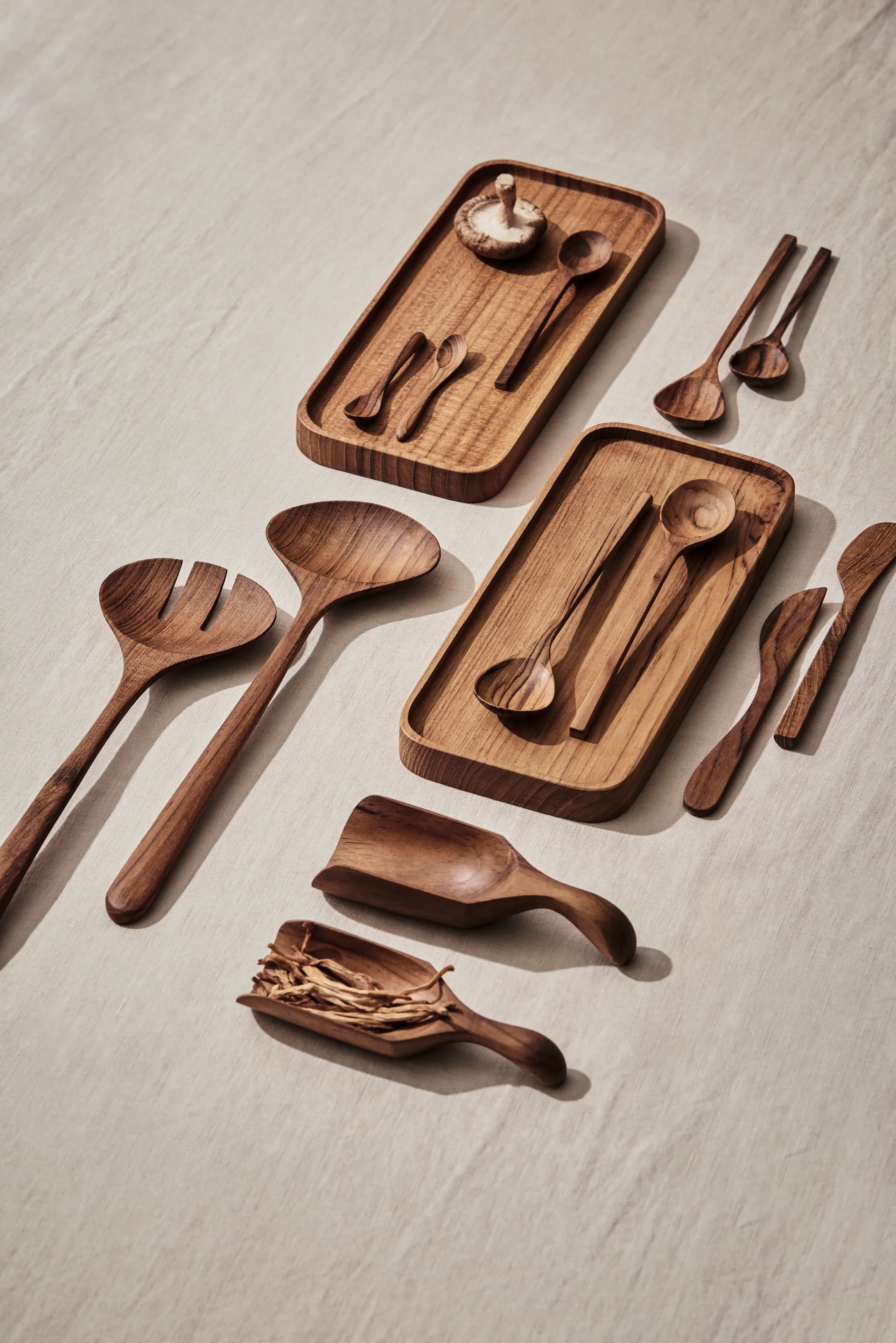 Teak serveringsbakke 12,5x27,5 cm., Brun Tell Me More