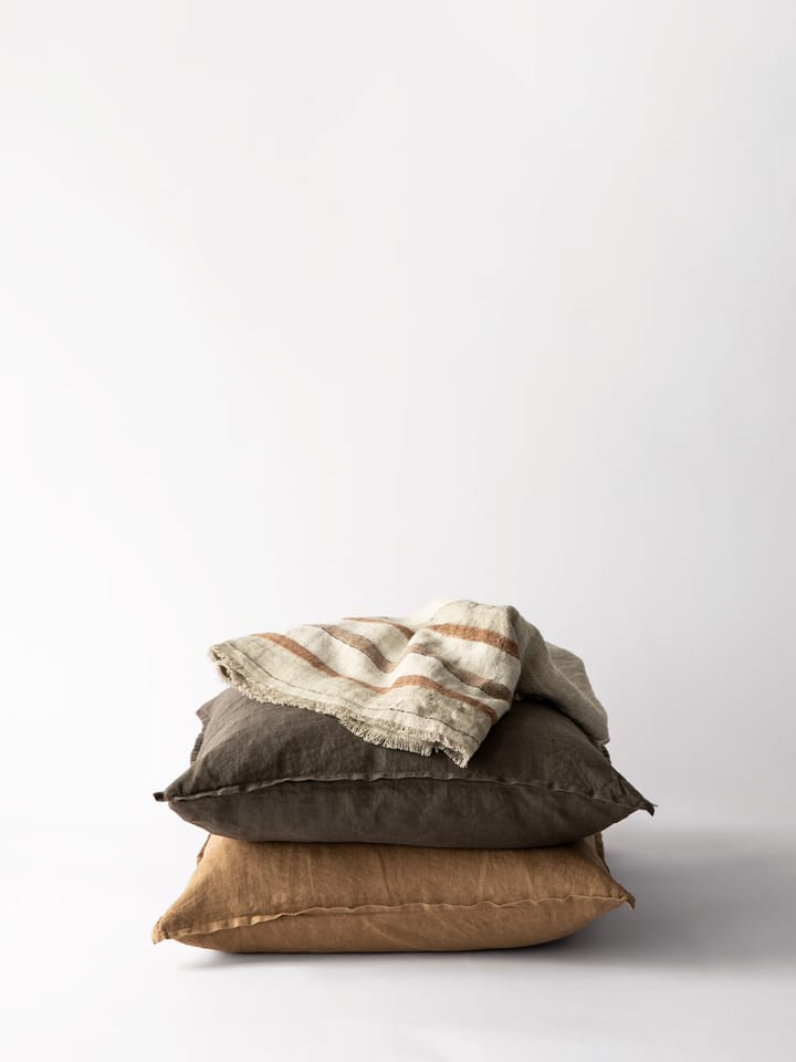 Washed linen pudebetræk 50x50 cm, Hazelnut Tell Me More