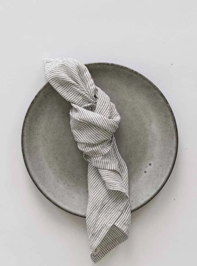 Washed linen stofserviet 45x45 cm, Pinstripe Tell Me More