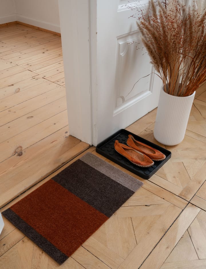 Stripes by tica, horisontal, dørmåtte, Brown/terrakotta, 40x60 cm tica copenhagen