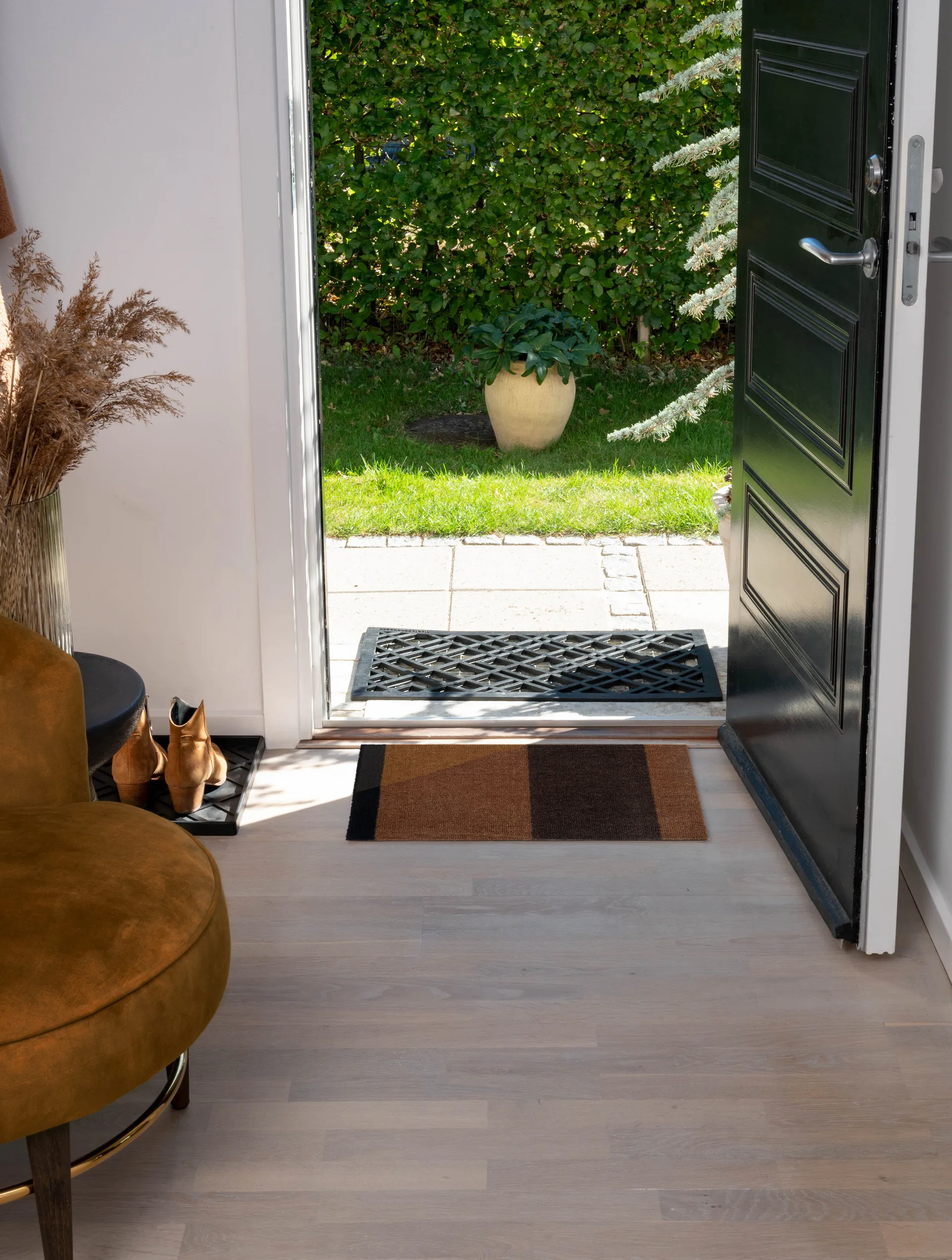 Stripes dørmåtte horisontal, Cognac-dark brown-black, 40x60 cm tica copenhagen