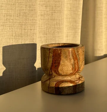 Dahl skål - Red stone - Tinted