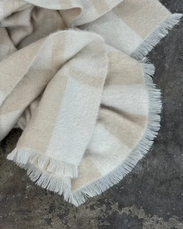 Hallin mohairplaid - Beige-off white, 130x170 cm - Tinted