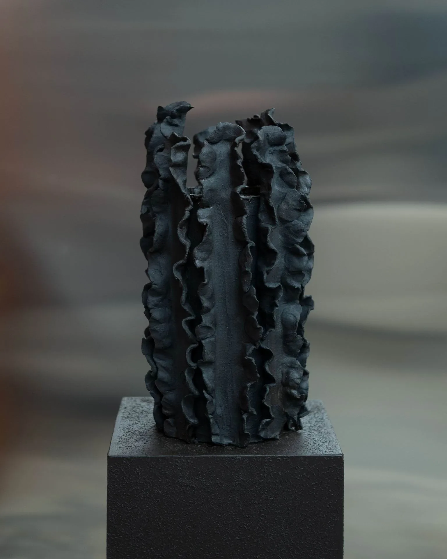 Melera vase, Black, 33x16 cm Tinted