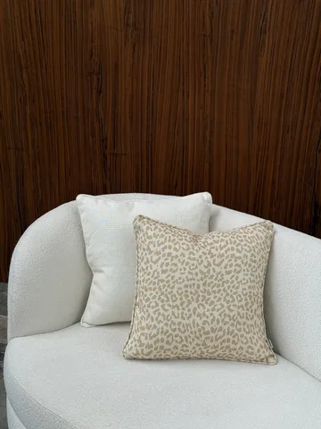 Norell pyntepude - Leopard beige-off white, 50x50 cm - Tinted