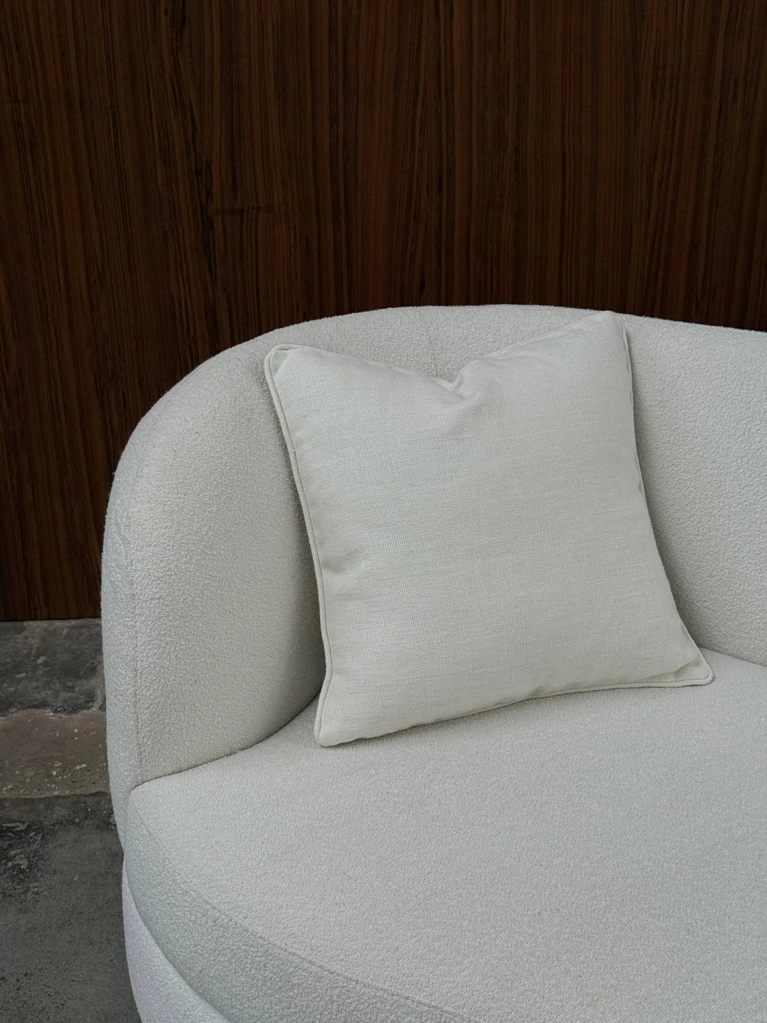 Norell pyntepude, Off white, 50x50 cm Tinted