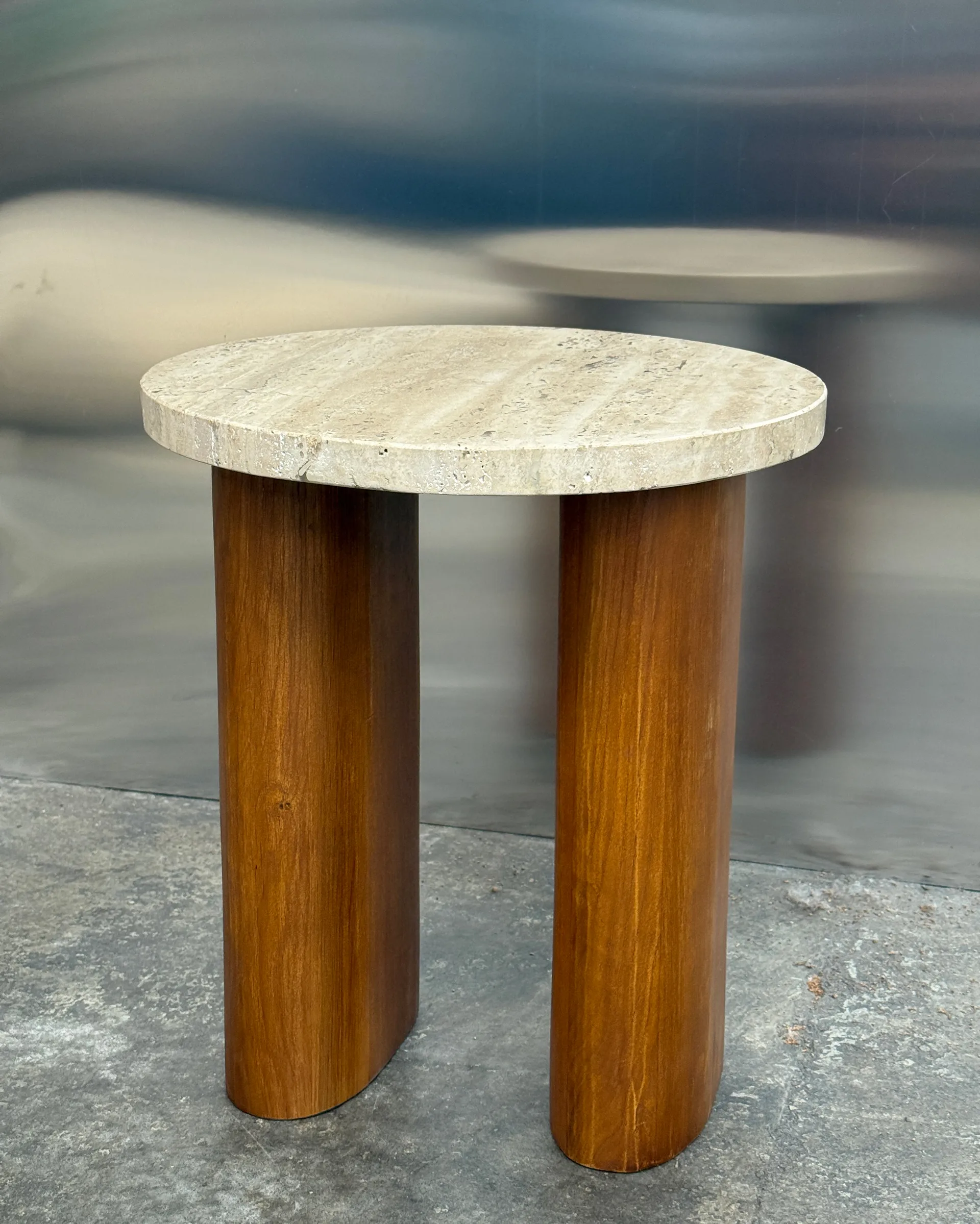 Vikman sidebord, Eg-beige travertin Tinted