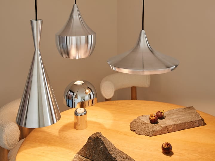 Beat Unbeaten flat lampskærm Ø24 cm, Aluminium Tom Dixon