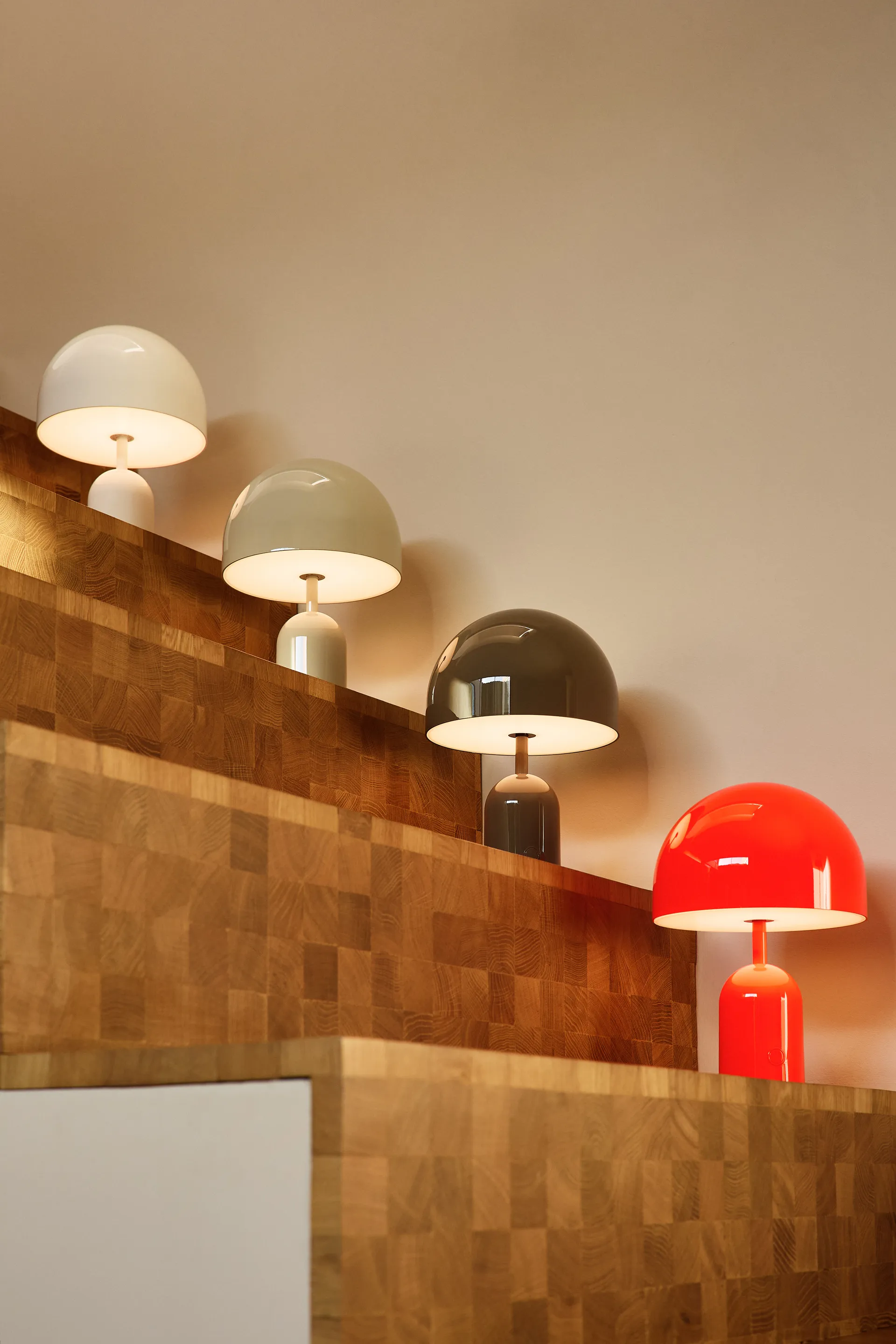 Bell bærbar LED-bordlampe 28 cm, Grey (grå) Tom Dixon