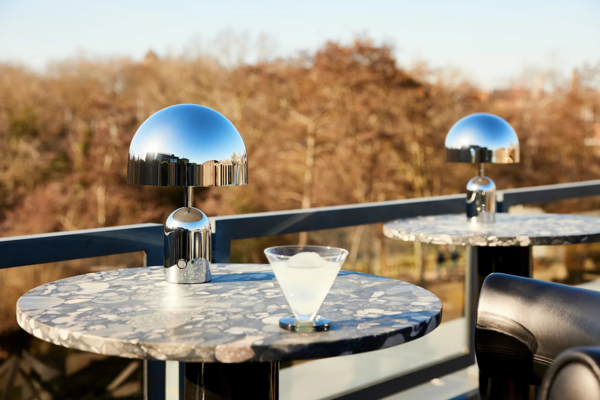 Bell Portable LED-bordlampe 28 cm, Silver Tom Dixon