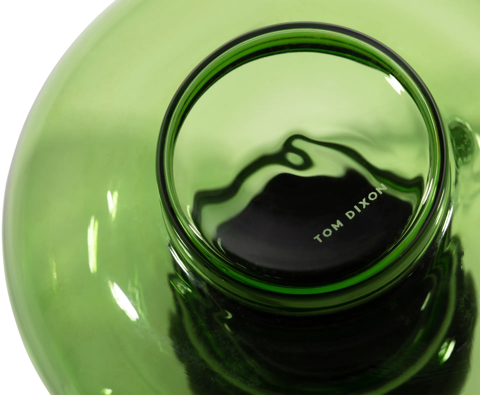 Bump tekande, Green Tom Dixon