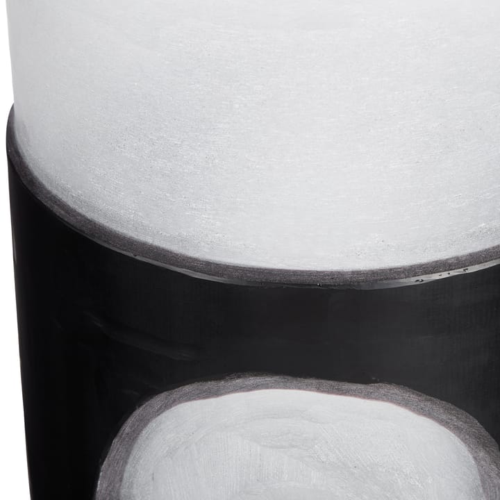 Carved vase, medium - Sort - Tom Dixon