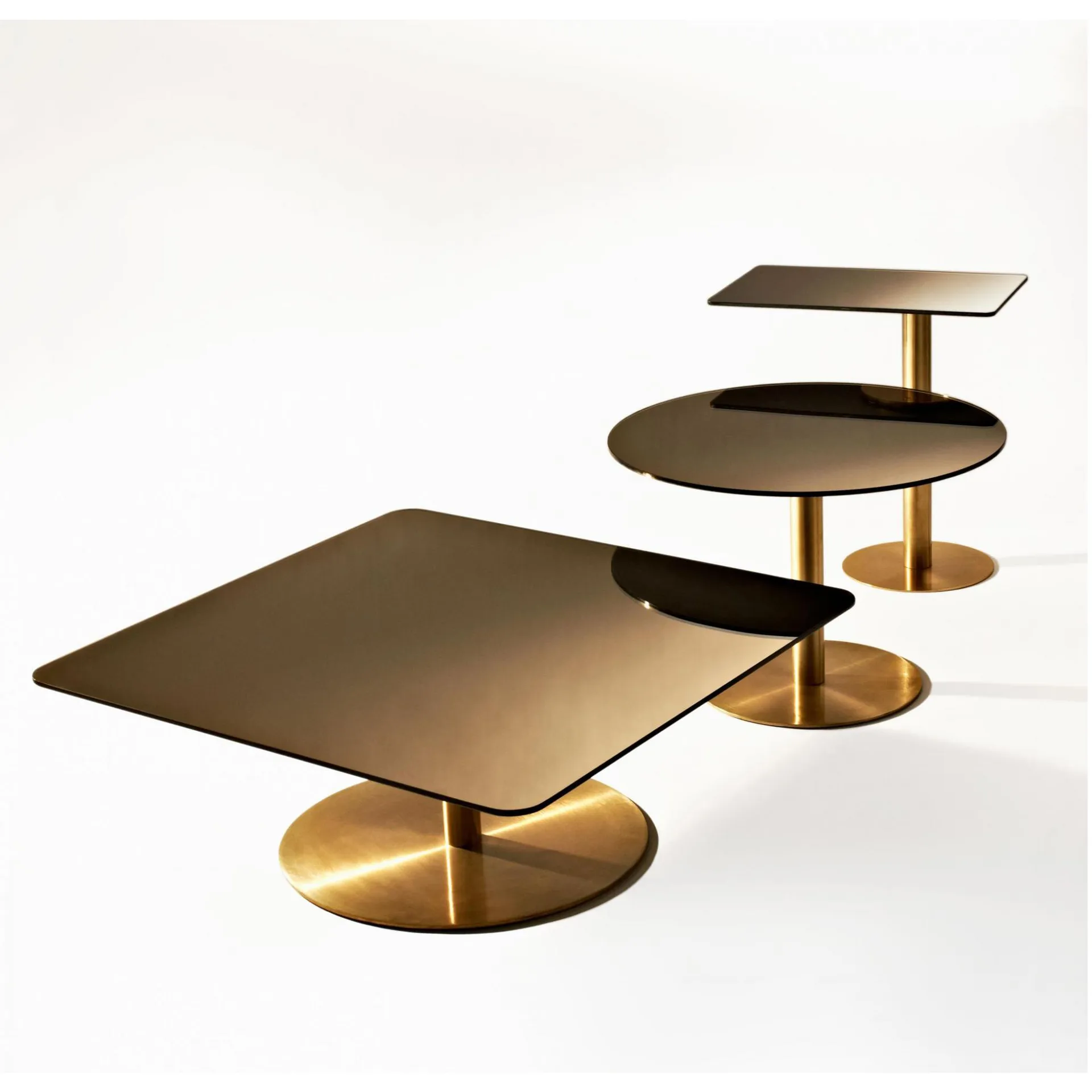 Flash sofabord 80x80 cm, Sort spejlglas-sort stativ Tom Dixon
