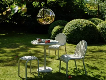 Groove cafébord rundt - Putty, Ø70 cm - Tom Dixon