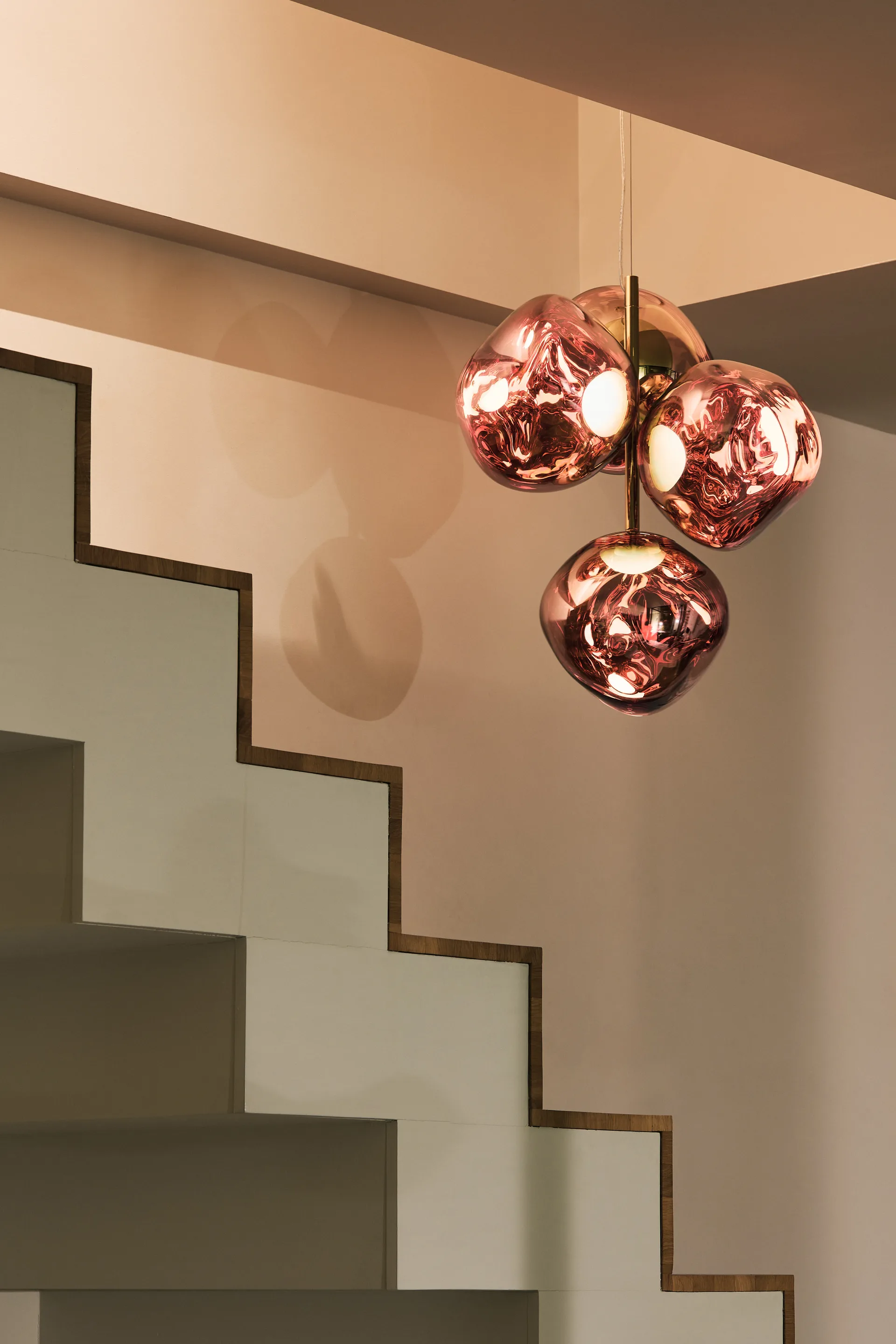Melt Chandelier mini lysekrone LED 63,4 cm, Copper Tom Dixon