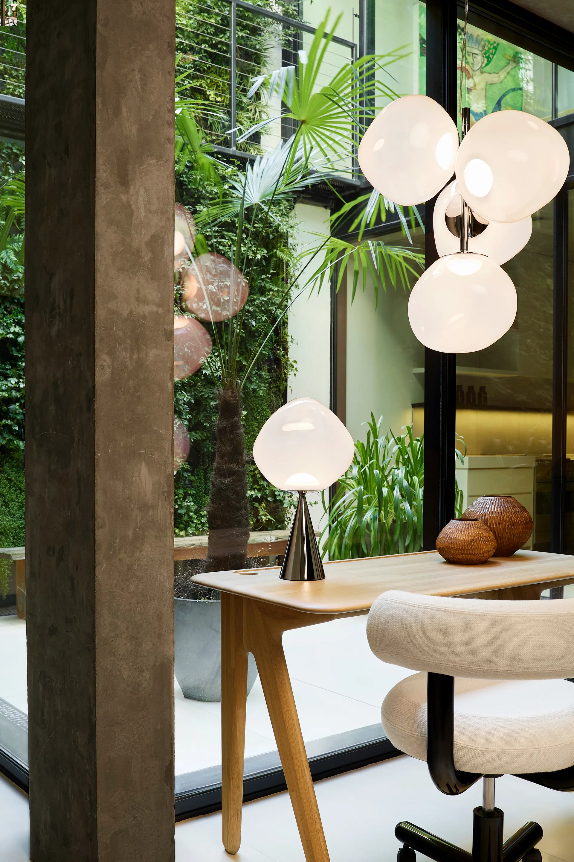 Melt Chandelier mini lysekrone LED 63,4 cm, Opal-silver Tom Dixon