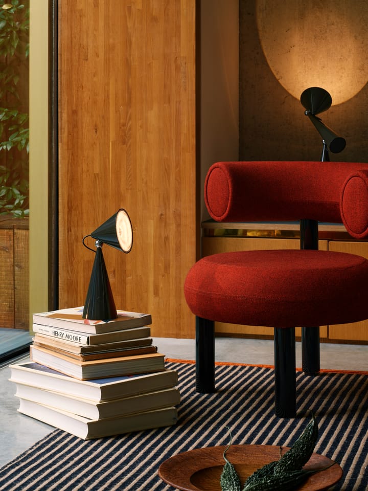 Pose Portable LED bordlampe, Tang Tom Dixon