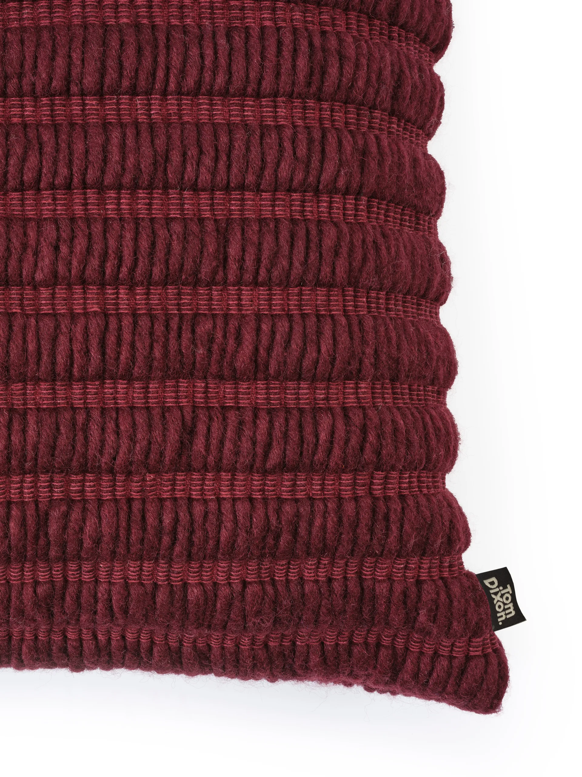 Ridge pude 45 x 45 cm, Burgundy Tom Dixon