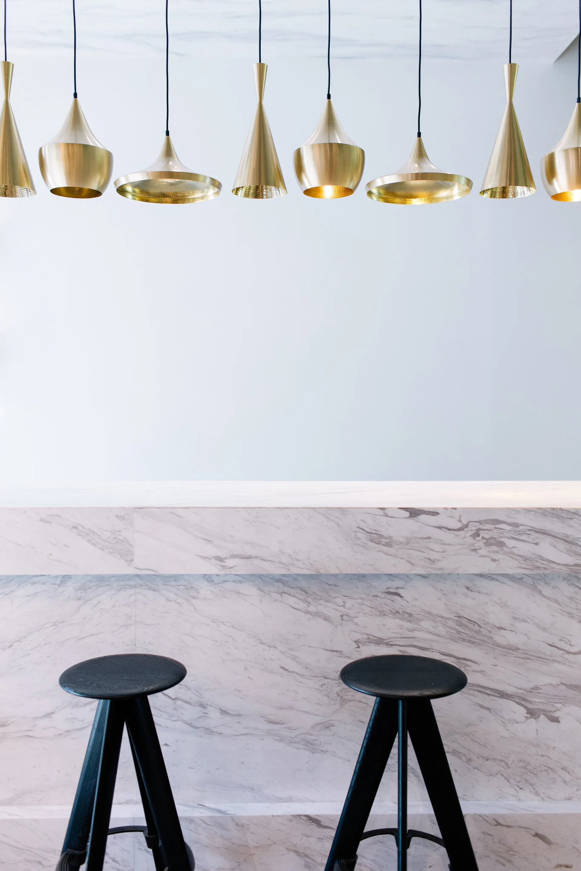 Slab barstol 76 cm, Black oak Tom Dixon