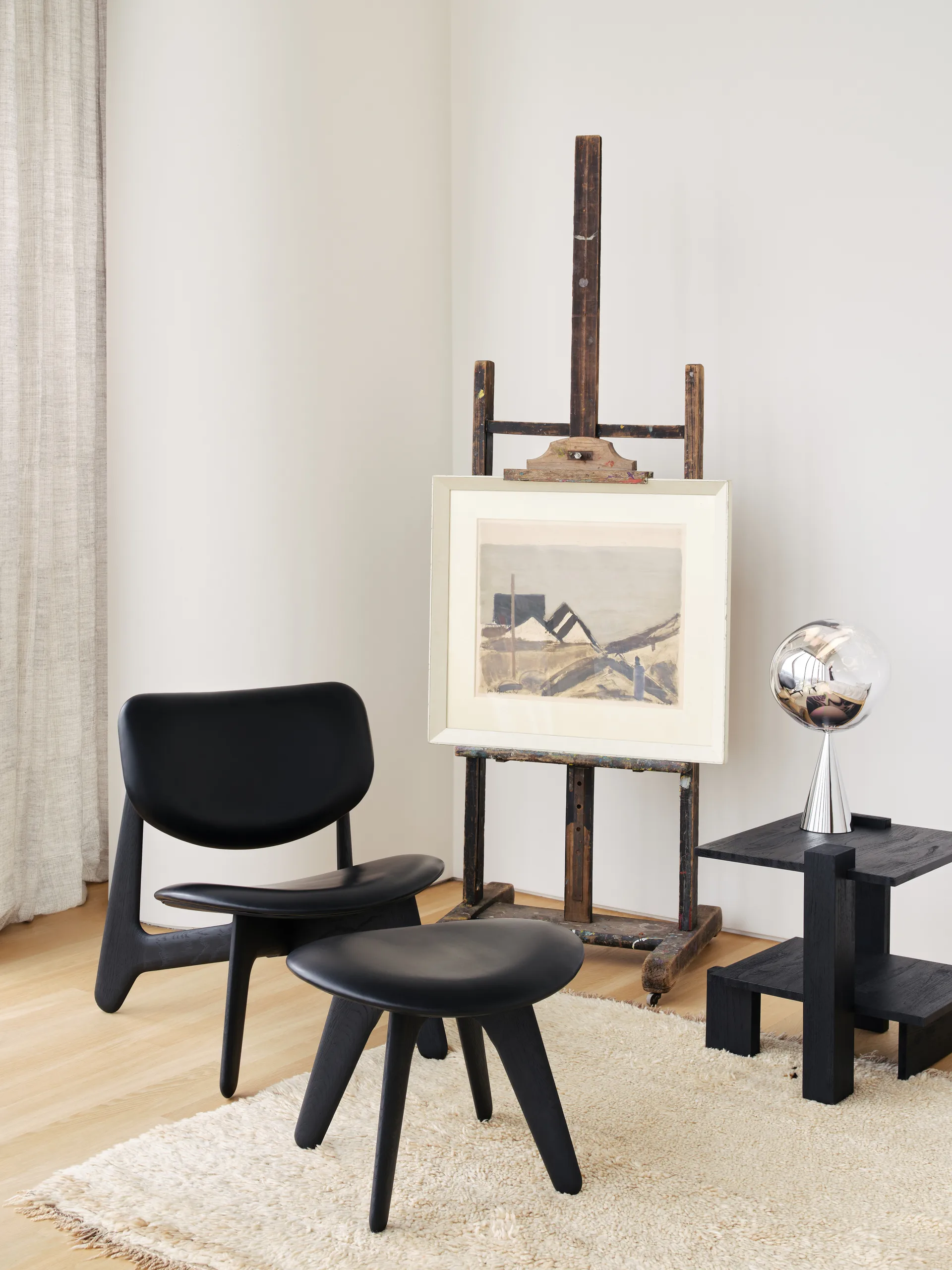 Slab loungestol polstret sæde, Sort ask-sort læder Tom Dixon